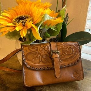 Leather burnish tooled gold Torri Patricia Nash purse NWOT